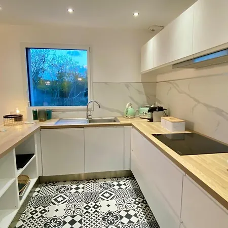 Superb For 4 People With Views Of The Dunes Tatil Evi